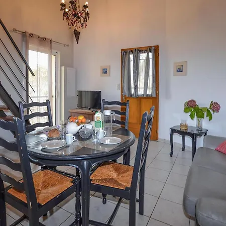 Cozy Apartment In Cuttoli With Wifi * Cuttoli-Corticchiato