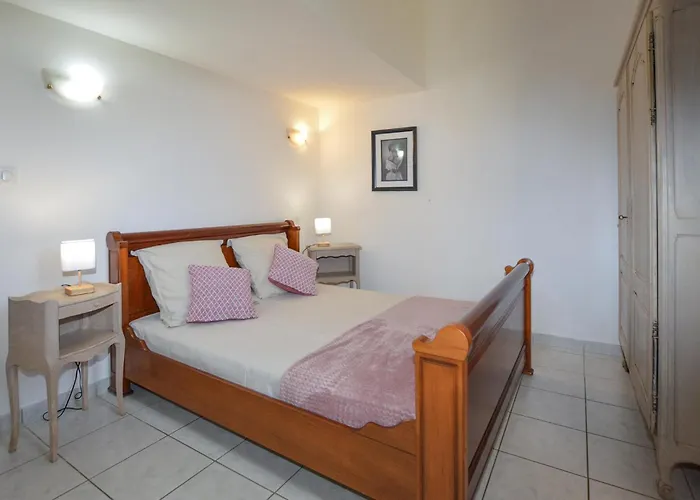 Cozy In With Wifi Apartment